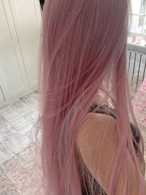 Girl With Pink Hair Aesthetic, Sakura Hair Color, Cool Tone Pink Hair, Pink Hair Girl Aesthetic, Cool Toned Pink Hair, Japanese Pink Hair, Milky Pink Hair, Ashy Pink Hair, Sakura Pink Hair