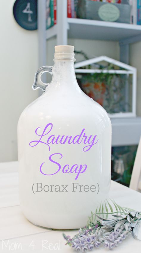 Homemade Laundry Soap Liquid, Homemade Laundry Detergent Liquid, Laundry Soap Recipe, Liquid Laundry Soap, Clean Hacks, Laundry Detergent Recipe, Detergent Recipe, Diy Laundry Detergent, Homemade Laundry Detergent