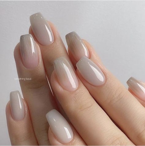 Latest Nail Designs, Minimal Nails Art, Beige Nails, Minimal Nails, Soft Nails, Neutral Nails, Nail Varnish, Classy Nails, Care Bear