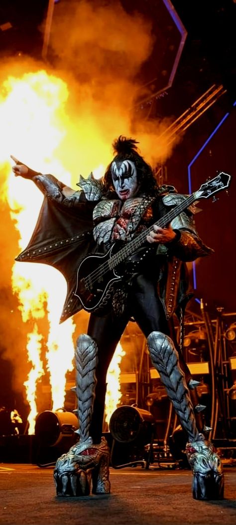 Banda Kiss, Kiss Artwork, Kiss Costume, Gene Simmons Kiss, Kiss Music, Kiss Goodnight, Kiss Concert, Eric Carr, Rock N Roll Art