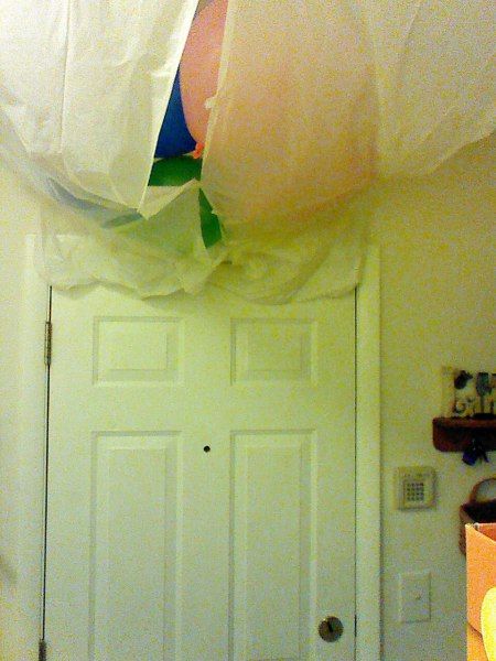 Birthday Balloon Avalanche, Balloon Avalanche, Birthday Balloons Decorations, Birthday Pranks, Birthday Surprise Ideas, Best Birthday Surprises, Balloon Surprise, Balloon Release, Birthday Present For Boyfriend