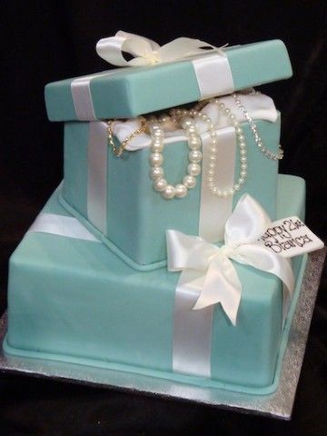 Tiffany Birthday Cake, Tiffany And Co Wedding, Tiffany Boxes, Tiffany Birthday Party, Tiffany Gifts, Tiffany Cakes, Tiffany Birthday, Gift Box Cakes, Tiffany Party