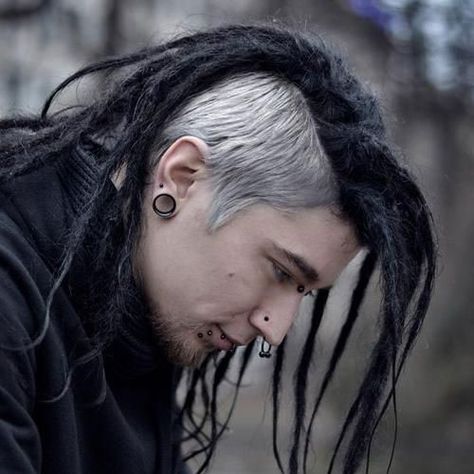 Punk Rock Hairstyles For Guys Man With Dreadlocks, Man With Long Hair, Corte De Cabelo Masculino, Maquillage Halloween, Undercut Hairstyles, Long Hair Styles Men, Undercut, Silver Hair, Pastel Goth