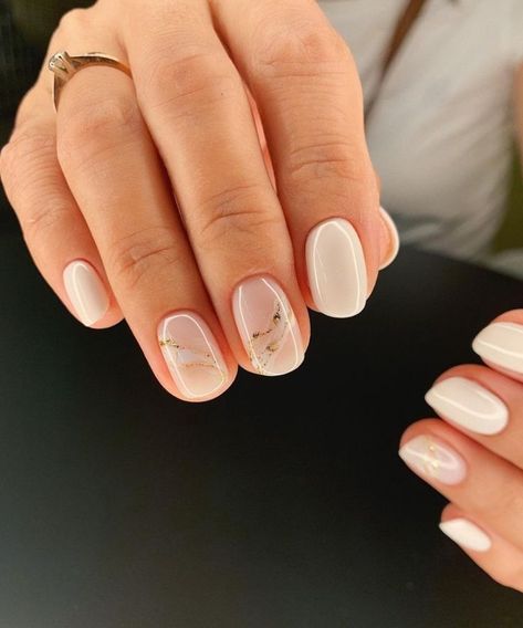 Diy Nails Flowers, Square Oval Nails, Short Nail Manicure, Business Nails, Subtle Nails, Gelish Nails, Simple Gel Nails, Minimal Nails, Casual Nails