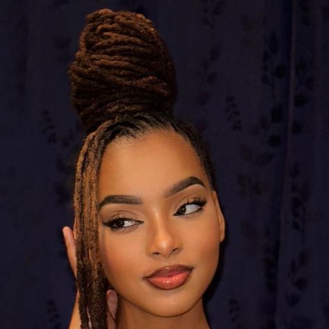 Sibongile kajane on Instagram: "God chose ME!" Black Locs Aesthetic, Makeup And Locs, Cornrow Locs Black Women, Styled Dreads Black Women, Sleek Loc Styles, Medium Traditional Locs, Long Locs Women, Locs And Makeup Black Women, Loc French Roll