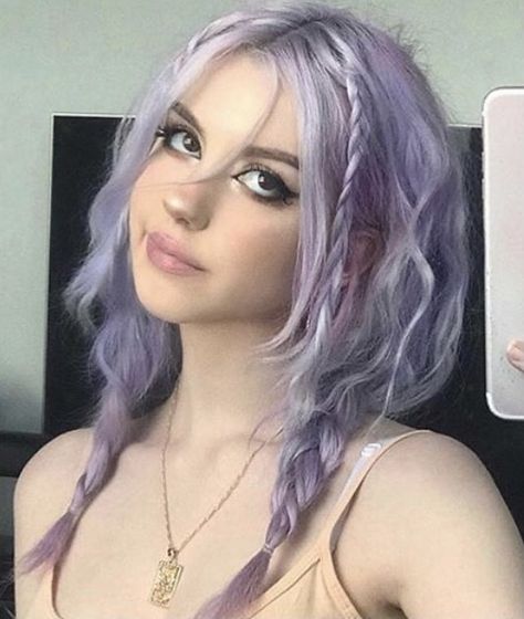 Dyed Hair Inspiration, Lavender Hair, Pretty Hair Color, Voluminous Hair, Alternative Hair, Hair Dye Colors, Dye My Hair, Hair Inspiration Color, Hair Inspo Color