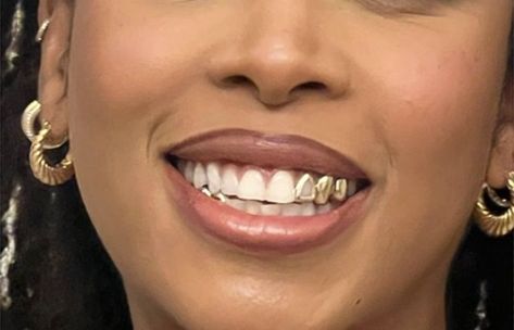 Open Face Diamond Grill, Gold Fronts Teeth, Smiling With Grills, Tooth Jewellery Aesthetic, Front Teeth Grillz, Two Teeth Grill, Two Tooth Grillz, One Tooth Grillz, Grills Teeth Female