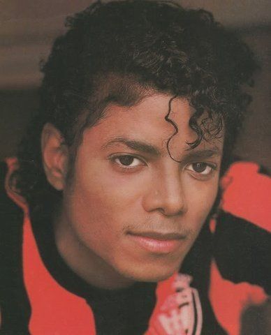 Michael jackson thriller era❤️ Michael Jackson 1983, Thriller Michael Jackson, Jheri Curl, Michael Jackson Hot, Michael Jackson Bad Era, Hee Man, Popular Mens Hairstyles, Photos Of Michael Jackson, Michael Jackson Thriller