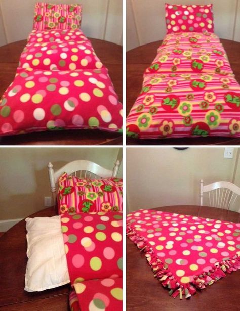 Pillow Beds | Craft projects for every fan! Kids Pillows Bed, Pillow Beds, Nap Bed, Fleece Crafts, Fleece Projects, No Sew Fleece Blanket, No Sew Blankets, Diy Pillow, Girls Pillows