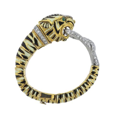 Rare David Webb Diamond Emerald Platinum Gold Tiger Bracelet For Sale at 1stdibs Tiger Bracelet, Gold Tiger, Sterling Silver Promise Rings, Diamond Necklace Designs, David Webb, Antique Bracelets, Diamond Bangles Bracelet, Sterling Bracelets, Platinum Jewelry