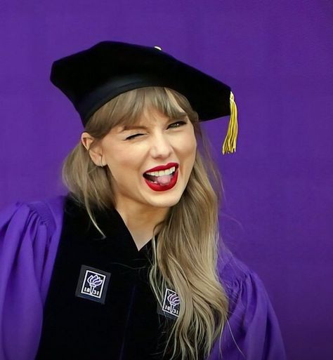 Purple Taylor Swift, Taylor Swift Purple, Graduation Cap, Taylor Swift, Swift, Purple, Funny