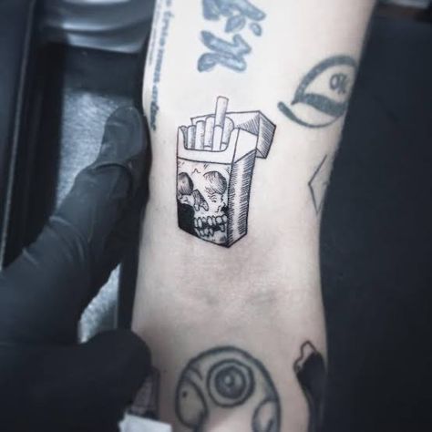 Skull and cigarette tattoo Cigerattes Tattoos, Ciggerette Tattoo, Ciggerate Tattoo Ideas, Cigeratte Tattoo, Ciggerate Tattoo, Lighter Tattoo, Personal Tattoos, Gap Filler Tattoo, Dad Tattoo