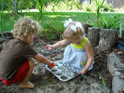 Learning for Life: Practical Tips for Making Outdoor Learning a Reality (Guest Post by Emily Plank) Nostalgia Pictures, Childhood Best Friends, Mud Puddle, Childhood Love, African Tribe, Mud Pies, Mississippi Mud, Childhood Pictures, Happy Childhood