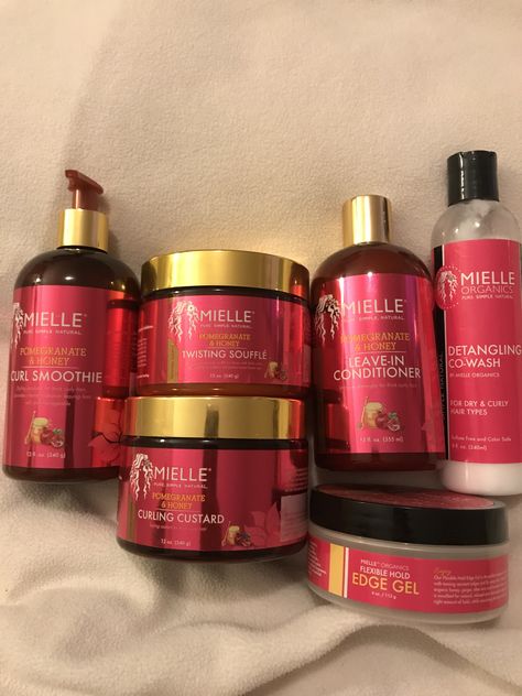 Natural Hair Products Aesthetic, Hair Products Black Women, Mielle Products, Hair Products For Black Women, 4c Hair Products, Natural Hair Twist Styles, Outfit Ideas Summer Casual, Black Hair Products, Natural Hair Journey Tips