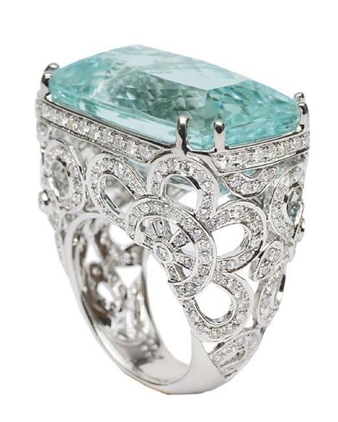 #aquamarine #brilliant#fancy#blue#finejewellery#thehouseofjewellery💙👰🏼👰🏼#ring Art Deco Cocktail, Black Pearls, Aquamarine Jewelry, Bling Rings, Aqua Green, Gorgeous Jewelry, Womens Jewelry Rings, Cocktail Party, Ring Verlobung