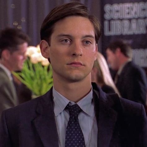 Tobey Maguire as Peter Parker a.k.a. Spider-Man #marvel #sony #tobeymaguire #peterparker #spiderman Tobby Maguire Spider Man, Toby Maguire Peter Parker, Tobey Maguire Spiderman Icons, Spiderman 1 Tobey Maguire, Toby Spiderman, Toby Maguire Spiderman, Tobey Spiderman, Tobey Maguire Icon, Tobey Maguire Peter Parker