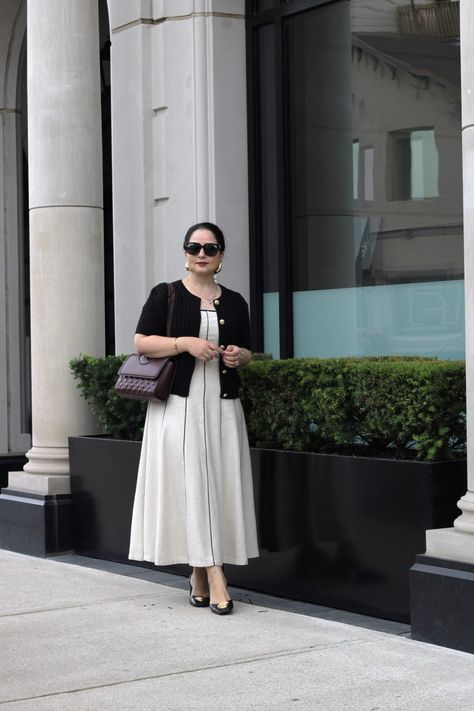 Old Money Outfits Ideas to Look Rich   Elegant Rich Mom Outfits Plus Size, Plus Size Old Money Outfits, Old Money Style Outfits Plus Size, Mid Size Old Money Outfits, Elegant Plus Size Outfits Classy, Old Money Plus Size Outfits, Old Money Skirt Outfits, Plus Size Old Money Style, Old Money Outfits Ideas