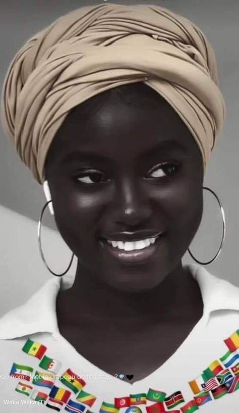 Dark Skin Beauty, Dark Skin Women, African Beauty, Dark Beauty, Black Women Art, 인물 사진, Doll Face, Black Is Beautiful, Beautiful Eyes