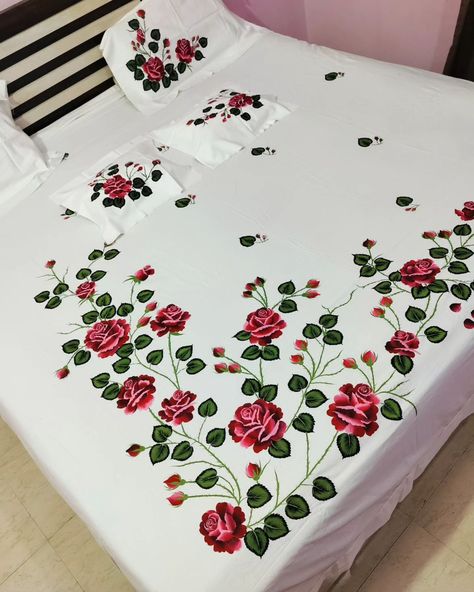 Hand painted bed sheet Set with two pillow cover and two cushion cover king size white colour cotton fabric To place the order contact 7710863253 Cash on delivery not available Delivery only in india Bedsheet Painting, Handmade Bed Sheets, Bedsheet Design, Bed Sheet Painting Design, Sheet Painting, Fabric Colour Painting, Painted Beds, Fabric Paint Diy, Easy Dress Sewing Patterns