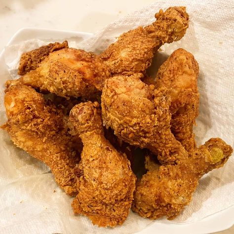 The Best Fried Chicken Perfect Fried Chicken, Pressure Luck, Best Fried Chicken, Brine Chicken, Korean Fried Chicken, Ayam Goreng, Fried Chicken Recipes, Eating Raw, Chicken Thigh Recipes