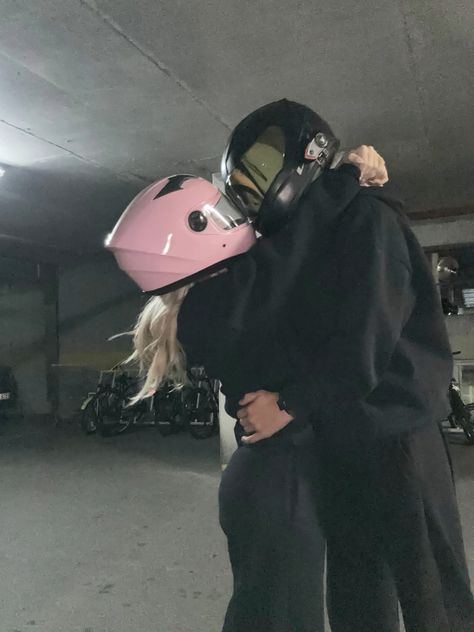 #motorcycle #coupleportrait #couple #motocouple #love #relationship #relationshipgoals Biker Couple Pics, Motorcycle Love Couple, Motorcycle Boyfriend Aesthetic, Motorcycle Aesthetic Couple, Motorcycle Boyfriend, Motor Couple, Motorcycle Couple Photography, Couples Motorcycle, Moto Couple