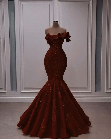 Red Masquerade Dress Prom, Styles Of Prom Dresses Chart, Red Mascarade Dresses, Md Dresses Beautiful, Dark Red Prom Dresses Long Elegant, Vintage Hollywood Prom Dress, Casino Night Prom Dress, Latina Prom Dresses, Fancy Dresses Red