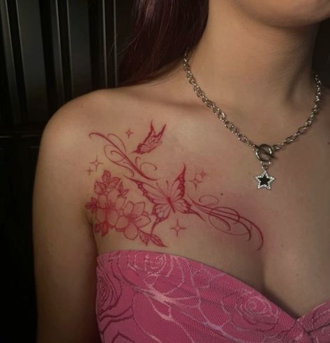 Heart In Middle Of Chest Tattoo, Aesthetic Cover Up Tattoo, Girly Edgy Tattoos, Collar Bone Tattoo Aesthetic, Tattoos For Your Kids Women, Rose Background Tattoo, Henna Designs Collar Bone, Flowers On Collar Bone Tattoo, Henna On Collar Bone