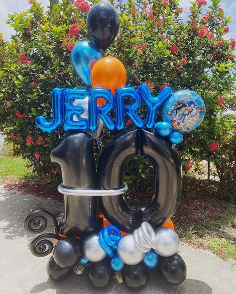 10 Birthday Balloons, Double Digit Birthday Ideas Boys, Double Digits Birthday Ideas, Double Digit Birthday Ideas, Double Digit Birthday, Boy Birthday Decorations, 10 Birthday, Sonic Birthday, Balloon Ideas