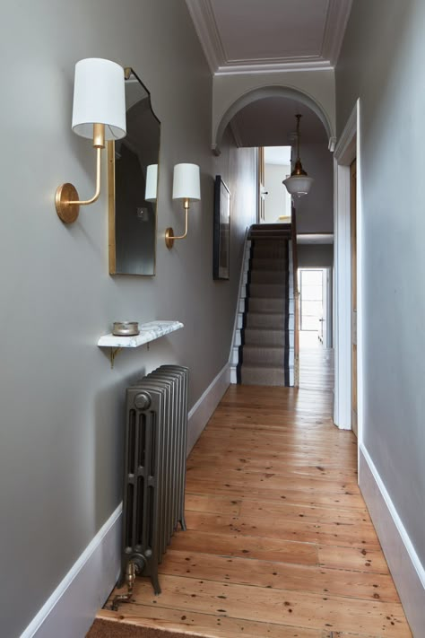 Victorian Hallway Ideas, Victorian Terrace Hallway, Edwardian Hallway, Victorian Terrace Interior, Terrace Interior, Entrance Hall Decor, Victorian House Interiors, Victorian Hallway, Hallway Colours