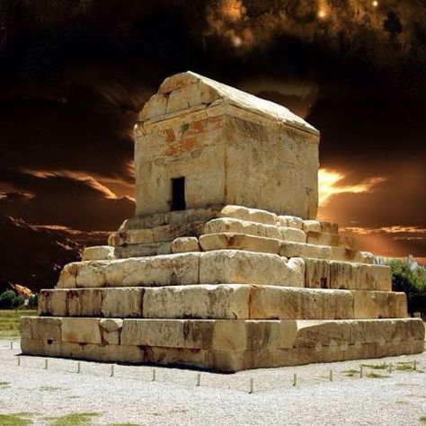 The Tomb Of The Cyrus The Great Cyrus The Great Wallpaper, Cyrus Tomb, The Great Cyrus, Tomb Of Cyrus The Great, Cyrus King Of Persia, Tomb Of Cyrus, Persian Aesthetic, King Cyrus, Ancient Persian Art