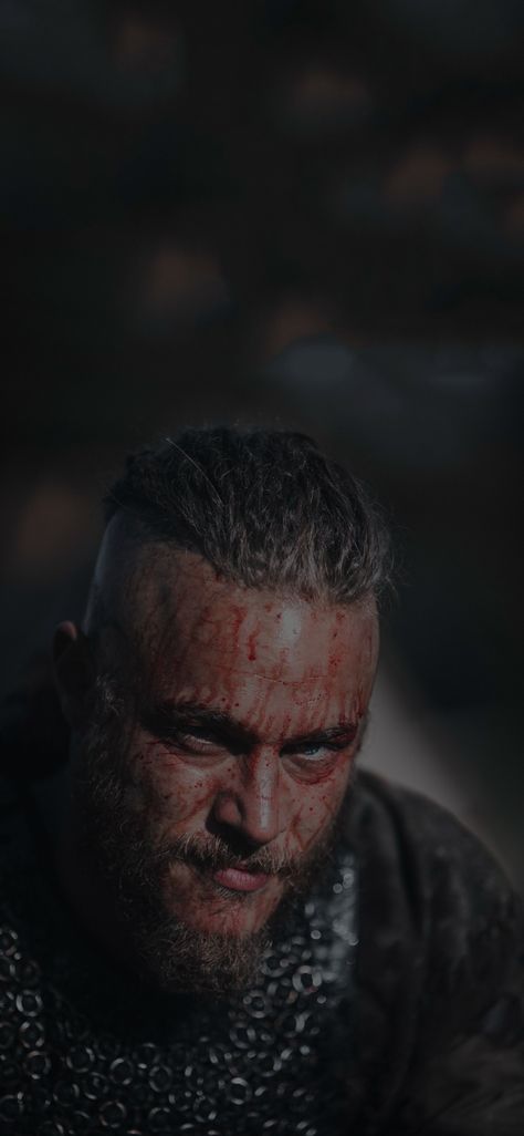 King Ragnar Lothbrok, Viking Wallpaper, Ragnar Lothbrok Vikings, Viking Character, Peaky Blinders Characters, King Ragnar, Vikings Tv Series, Vikings Ragnar, Friends Scenes