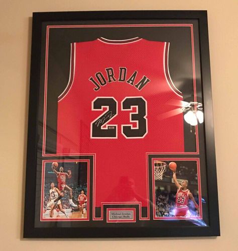 Framed Basketball Jersey, Framed Jerseys On Wall, Framed Jersey Ideas, Frame Jersey Ideas, Basketball Room Decor, Jersey Frame, Gaming Computer Room, Basketball Room, Man Cave Room