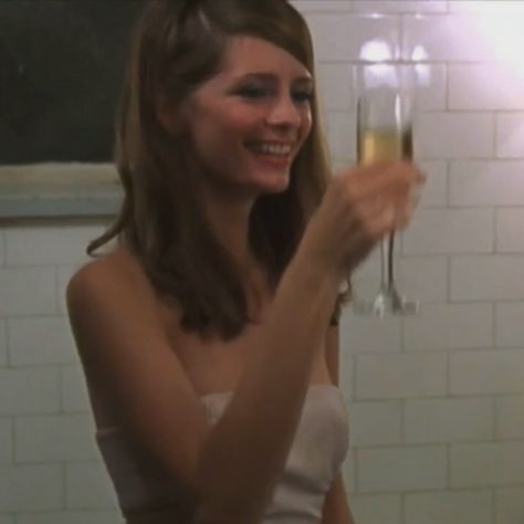 marissa cooper icon profile picture aesthetic the oc Marissa Cooper Aesthetic, The Oc Aesthetic, Cooper Aesthetic, Icon Profile Picture, Summer 2000s, Profile Picture Aesthetic, Marissa Cooper, 2024 Inspiration, Icon Profile