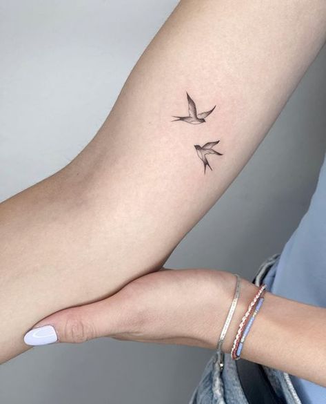 Mini Sparrow Tattoo, 2 Birds Tattoo Small, Doves Tattoo For Women, Swallow Tattoo Women Small, Symbolic Bird Tattoos, Two Bird Tattoos For Women, 2 Sparrows Tattoo, Starling Tattoo Small, Tattoo Two Birds