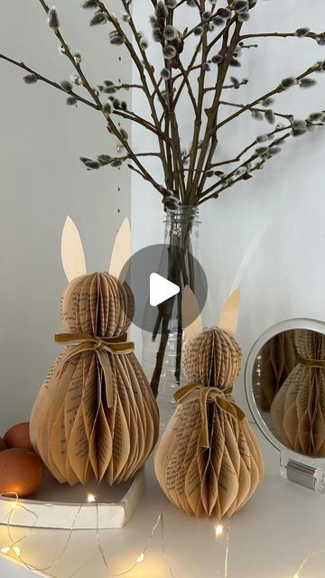 Kateryna Skrypnyk on Instagram: "DIY Easter Bunny 🐰  #easterdecor#easterbunny#diy#diyblog#diyblogger#easterdecoration#honeycomb#homedecor#diyhomedecor#diytutorial#tutorial#ukrainian#ukrainianblogger#рукоділля#eastercrafts#eastergifts#easterbunnies" Diy Easter Bunny, Easter Paper Crafts, Kerajinan Diy, Paper Bunny, Fun Easter Crafts, Honeycomb Decorations, Easy Easter Decorations, Easter Bunny Crafts, Easter Bunny Decorations