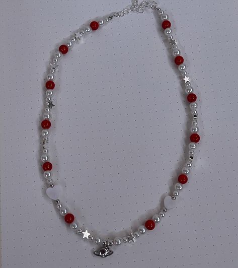 Red And White Beaded Necklace, Red And White Necklace, Diy Red Necklace, Beaded Necklace Pearl, Beaded Necklace Red, Red Pearl Necklace, Ideas Pulseras, Red Coquette, Bracelet Business