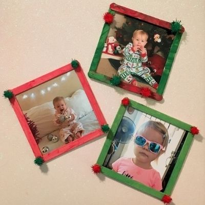 Popsicle Stick Photo Frame, Popsicle Stick Frame, Stick Photo Frame, Popsicle Stick Picture Frame, Craft Toddler, Christmas Ornaments Tree, Christmas Picture Frames, Christmas Arts, Christmas Photo Frame