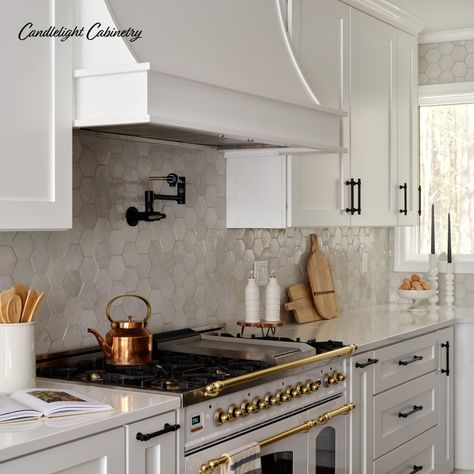 Swipe for cozy breakfast nook inspo 🤩💭 💫 Cabinets: @candlelight_cabinetry 🚪Door: Hawthorne 🎨 Color: Cabinets: Snowflake // Island: Stormy Blue ⭐️ Designed by: Hannah Guilford at @heartandhammerhomes 📸 Photographer: @seanlitchfield #breakfastnook #customcabinets #kitchengoals #kitchendesign #kitchenremodel Candlelight Cabinetry, Color Cabinets, Kitchen Design Centre, Stormy Blue, Wood Range Hood, Cozy Breakfast, Custom Range Hood, Cozy Breakfast Nook, White Kitchens