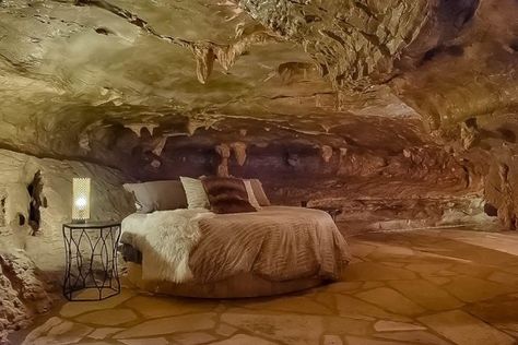 Beckham Creek Cave Lodge | 13 Places In Arkansas That Are Made Of Dreams Cave House Aesthetic, Underground Hideout, Cave Architecture, Dungeon Ideas, Cave Houses, Arkansas History, Arkansas Road Trip, Arkansas Vacations, Ozark National Forest