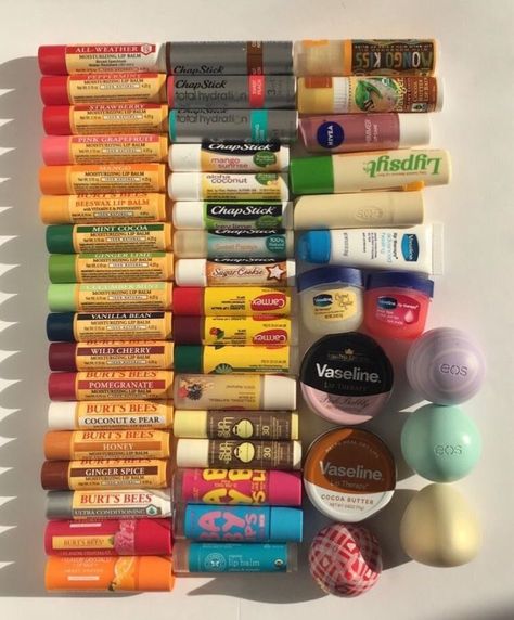 Balzam Na Pery, Koleksi Makeup, Alat Makeup, Lip Balm Collection, Beeswax Lip Balm, Balsam Do Ust, Lip Gloss Collection, Gloss À Lèvres, Pinterest Makeup