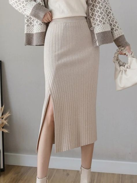 [Ad] Warm Knit Midi Long Pencil Skirt Women Style Mid-Length Lastrafashion #longpencilskirtoutfits Long Pencil Skirt Outfits, Pencil Skirt Outfits Classy, Midi Pencil Skirt Outfit, Mid Skirt Outfits, Pencil Skirt Outfits Casual, Long Skirt Winter, Knit Skirt Outfit, Long Pencil Skirt, Long Skirt Outfits