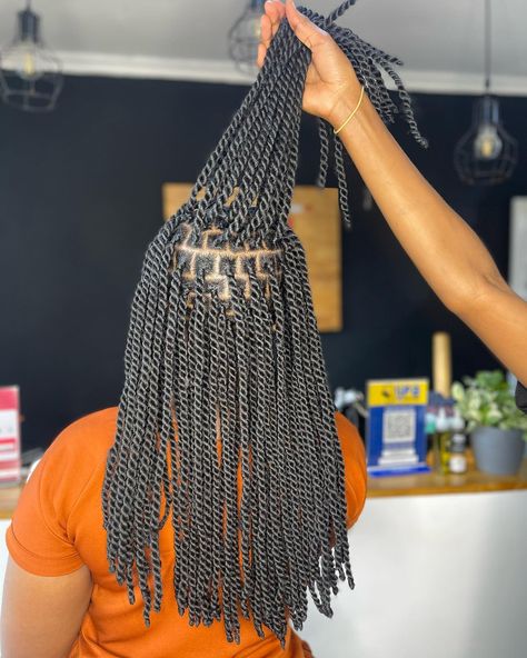 Looking for something catchy and comfortable? Try out our brazilian wool twists trust us you will love the experience! Come in today or book an appointment with us, we love and enjoy serving you. Call us 0753212802 Goba center :0 759 248 917 Mwenge TRA:0768 887 987 Arusha :0757 871 532 Tunapatikana Dar ea salaam opposite TRA mwenge,Goba police near Goba center Arusha moshono opposite Mopao. #chunktwists#flattwists#fingercoils#naturalcurls#bantuknots#bantuknotsout#kinkytwists#curls#chapch... Twisting With Brazilian Wool, Twists With Brazilian Wool, Brazilian Wool Hairstyles Twist, Brazilian Wool Hairstyles Braids, Brazilian Wool Hairstyles, Mini Twists Natural Hair, Brazilian Wool, Short Twists, Twist Curls