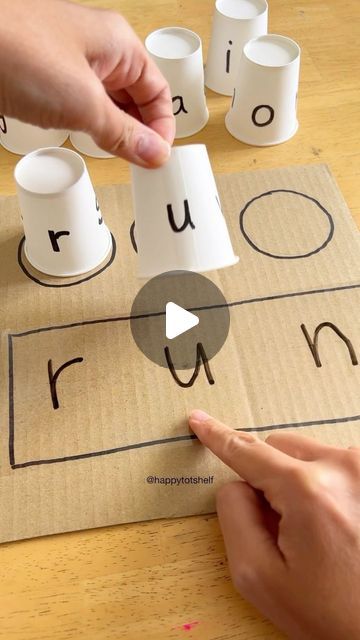 Fynn Sor | Happy Tot Shelf on Instagram: "Grab some paper cups and make this simple letter matching activity! Extend the learning for older preschoolers by turning it into a phonics activity: have your child tap each cup and say out each letter sound. Then, quickly blend the three letter sounds to read the CVC word! 👉🏻 Recommended for 2 to 7 years old. ⭐️ Follow @happytotshelf for more simple, engaging home learning activities for kids！ . . #homelearning #funlearning #learningisfun #toddleractivities #preschoolactivities #handsonlearning" Phonics Activity For Preschool, Phonic Activity For Preschool, Sound S Activities, Simple Activity For Preschoolers, I Phonics Activities, Word Making Activities, 3 Letter Word Activities, Letter S Sound Activities, Teaching Letters Activities