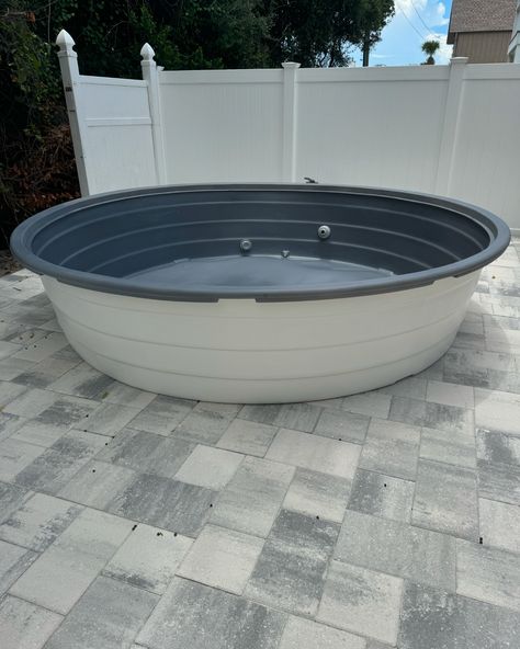 Poly Stock Tank Pool, Poly Stock Tank, Stock Pools, Tank Pools, Pool Paint, Florida Pool, Pool Jacuzzi, Hot Tub Backyard, Stock Tank Pool