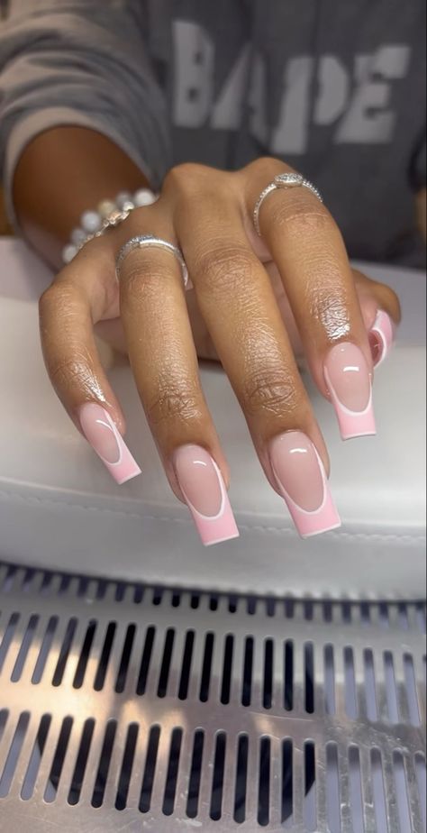 Medium Length French Tip Nails With Design, Pink Gel Nails Short Design, Acrylic Nails Simple Pink, Pink Acyrilics Nails, Mexico Vacation Nails Cancun, Full Chrome Nails, Simple But Cute Nails Acrylic, Short Nails Ideas Acrylic, Pink French Tip Nails Square