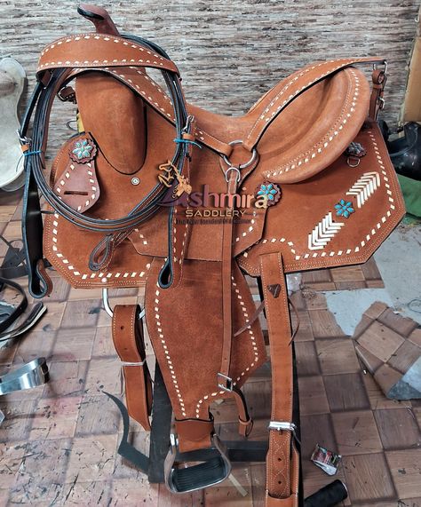 This beautifully crafted Western saddle is perfect for any rider looking for a comfortable, reliable saddle for long days on the trail. Made from high-quality leather, this saddle is built to last and will only get better with age. The Saddle provide a secure, comfortable ride, while the intricate tooling and add a touch of style. Whether you're a seasoned cowboy or just starting out, this saddle is sure to be a favorite. Handmade Leather Western Barrel Racing Horse Saddle Tack Trail Pleasure Me Barrel Racing Saddles For Sale, Horse Stuff Western, Pretty Saddles, Western Horse Tack Turquoise, Western Saddles For Sale, Western Riding Tack, Barrel Racing Tack Sets, Western Barrel Racing, Barrel Racing Tack Rodeo