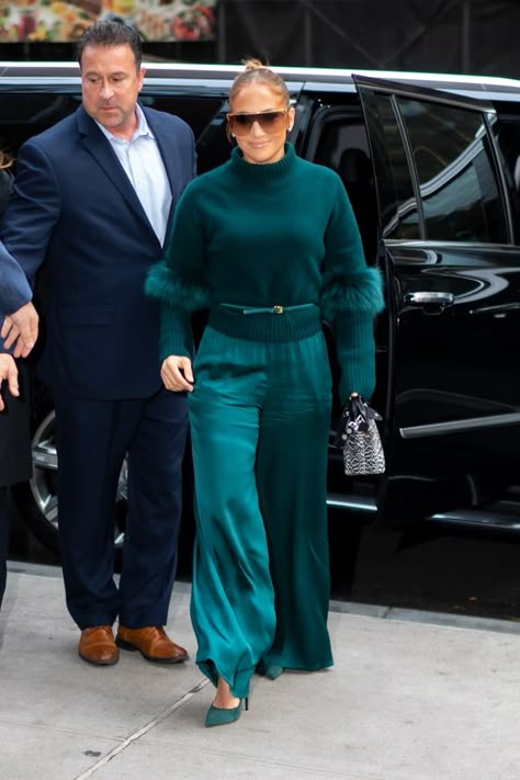 Teal Monochromatic Outfit, Dark Turquoise Outfit, Dark Teal Outfit, Green Monochrome Outfit, All Green Outfit, Turquoise Outfit, Teal Outfit, Jlo Style, Teal Outfits