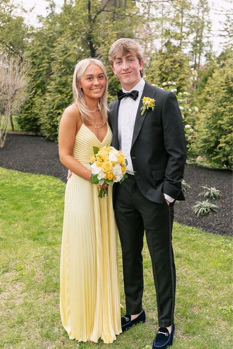 Yellow Prom Dress Simple, Preppy Prom Dresses Yellow, Yellow Prom Dresses 2023, Pastel Yellow Formal Dress, Preppy Prom Dresses Long, Prom Dresses Preppy, Prom Dress Preppy, Yellow Prom Dress Couple, Preppy Formal Dress