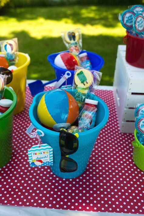 Mini beach balls and sunglasses are a must for this Colorful Pool Party via Kara's Party Ideas. Pool Party Kids, Splash Party, Luau Birthday Party, Beach Birthday Party, Swim Party, Fiesta Tropical, Pool Birthday, Luau Birthday, Summer Birthday Party