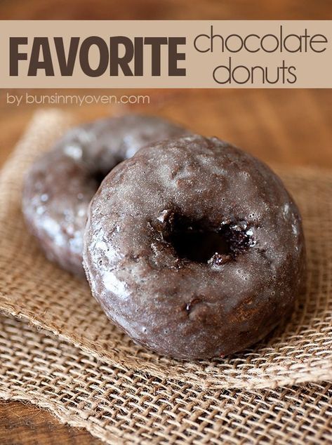 Glazed Chocolate Cake Donuts - my favorite recipe! #chocolatedonutsrecipe #breakfast Baked Sour Cream Donut Recipe, Sour Cream Donuts Recipe, Beignets Cuits, Old Fashioned Chocolate Cake, Fancy Donuts, Doughnut Recipes, Cake Donuts Recipe, Baked Donut, Donut Pan